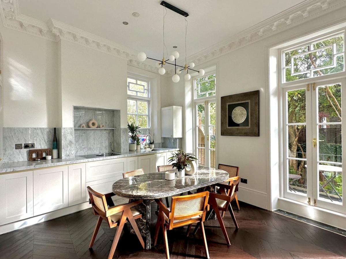 Fotografia 8: Palatial, Elegant 1000sqft Home - Central London
