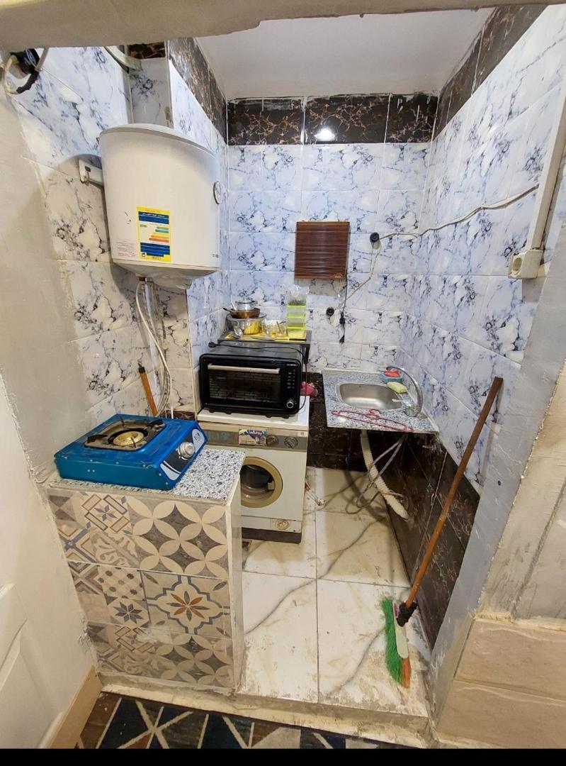 Foto 4: Tiny studio room 2 in manial Cairo