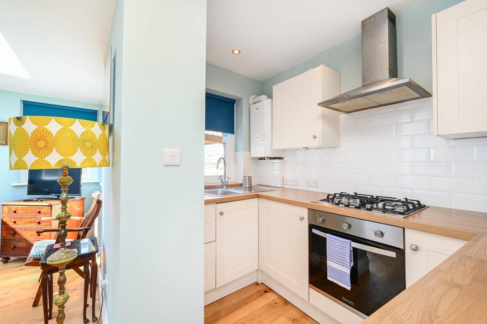 Zdjęcie 8: Host & Stay - Blue Bolthole on Vicarage Lane