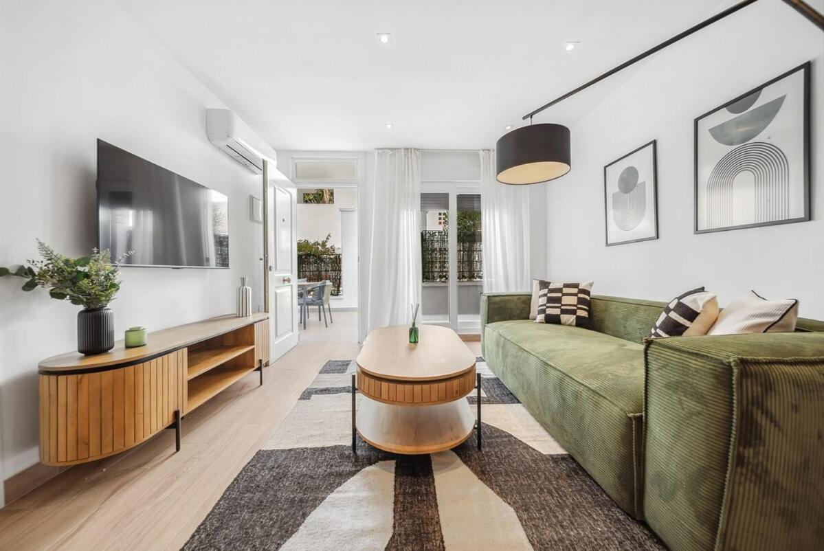 Foto 9: Charming & Modern 4BR Apartment
