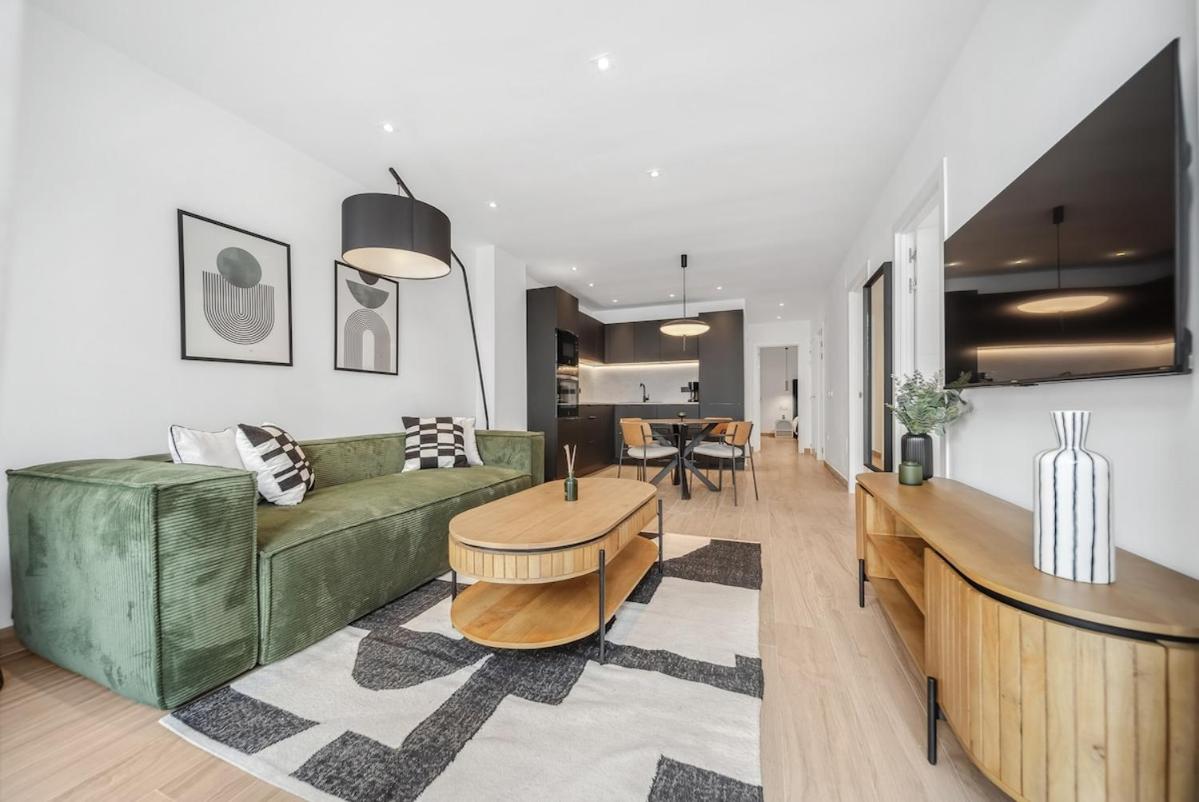 Foto 10: Charming & Modern 4BR Apartment