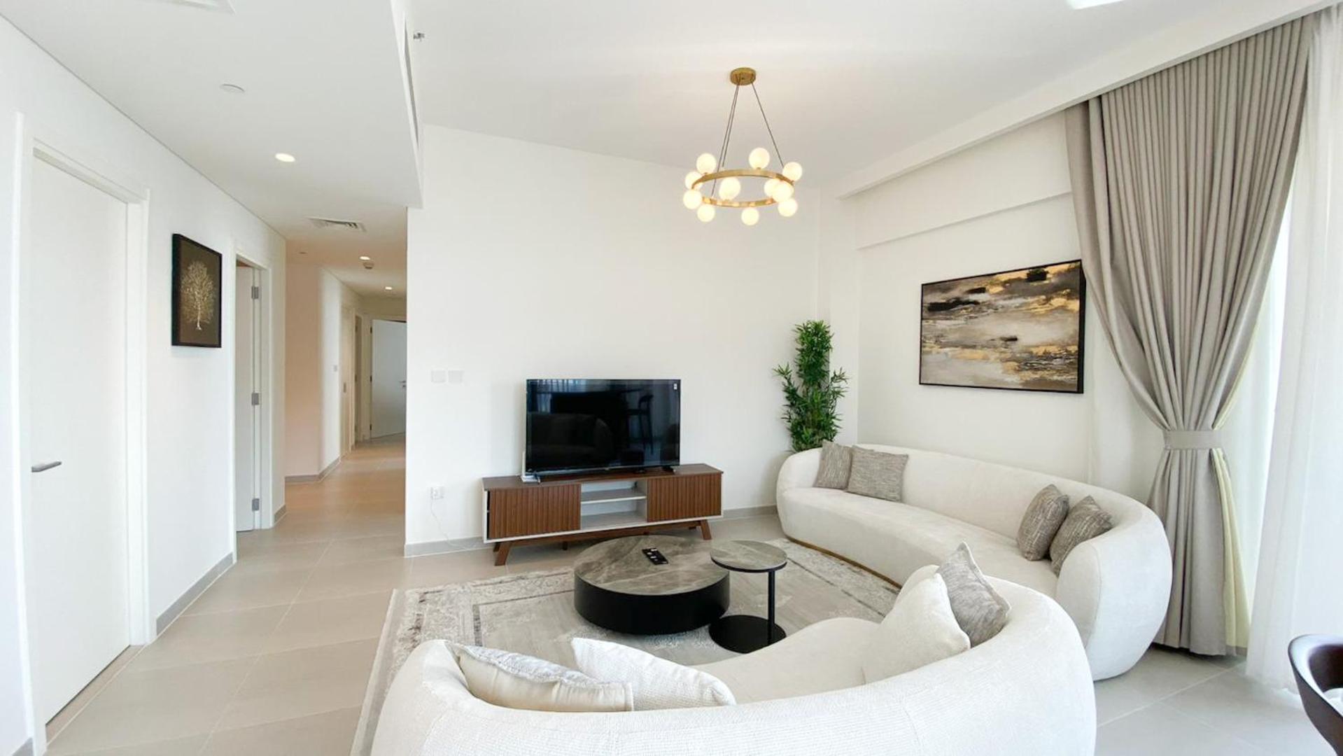 Fotografie 3: Spacious 3BR, Private Beach Access