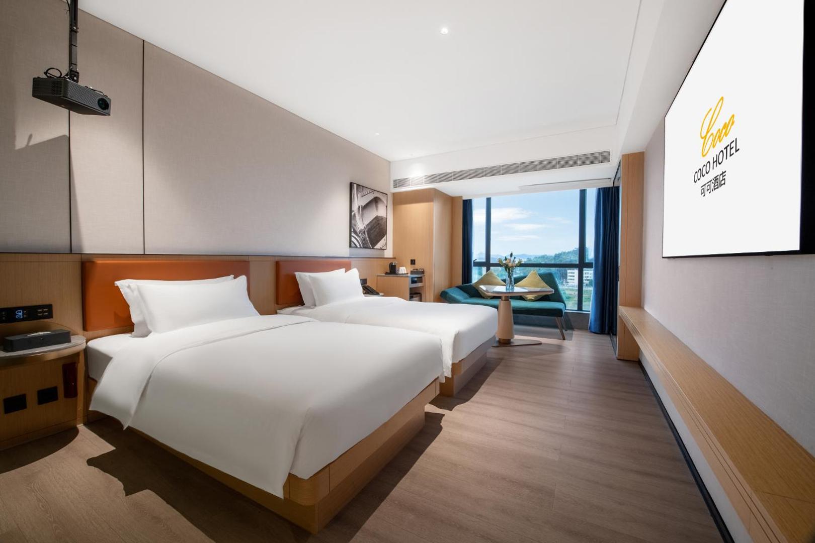 Kuva 10: 广州白云国际机场可可酒店CoCoHotel T2航站楼店 提供机场免费班车和交易会班车服务