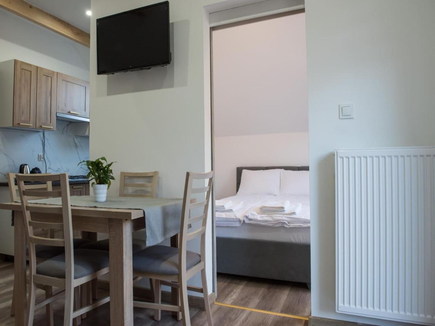 Zdjęcie 2: Comfortable, convenient apartment, pool included