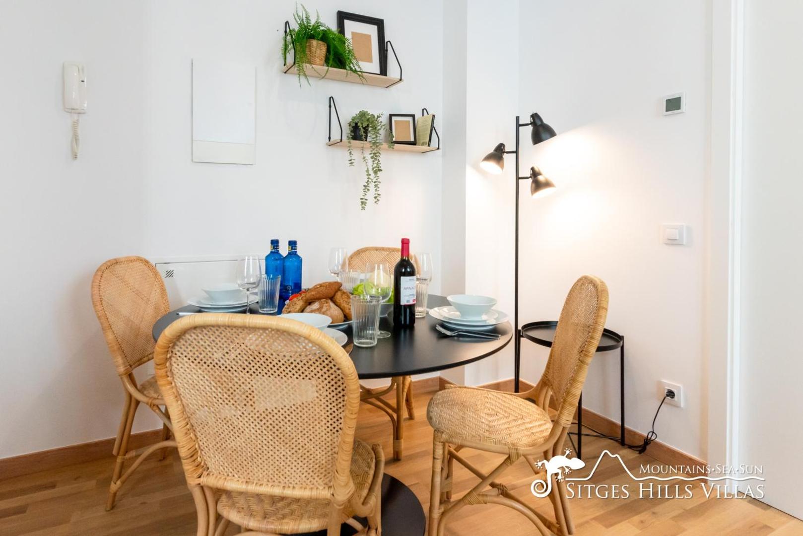 Zdjęcie 8: Apt Chic in Heart of Vilanova with AC