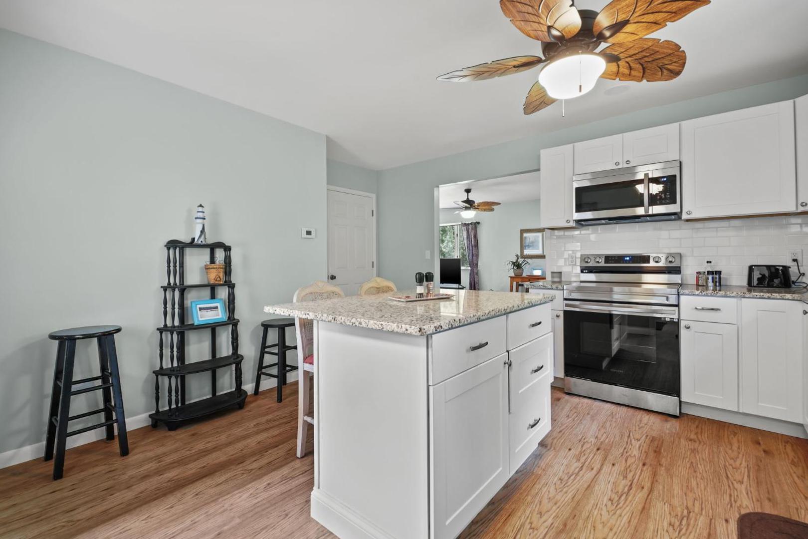 Photo 4 : Escape at Deep Hole Hideaway - Pet friendly duplex!