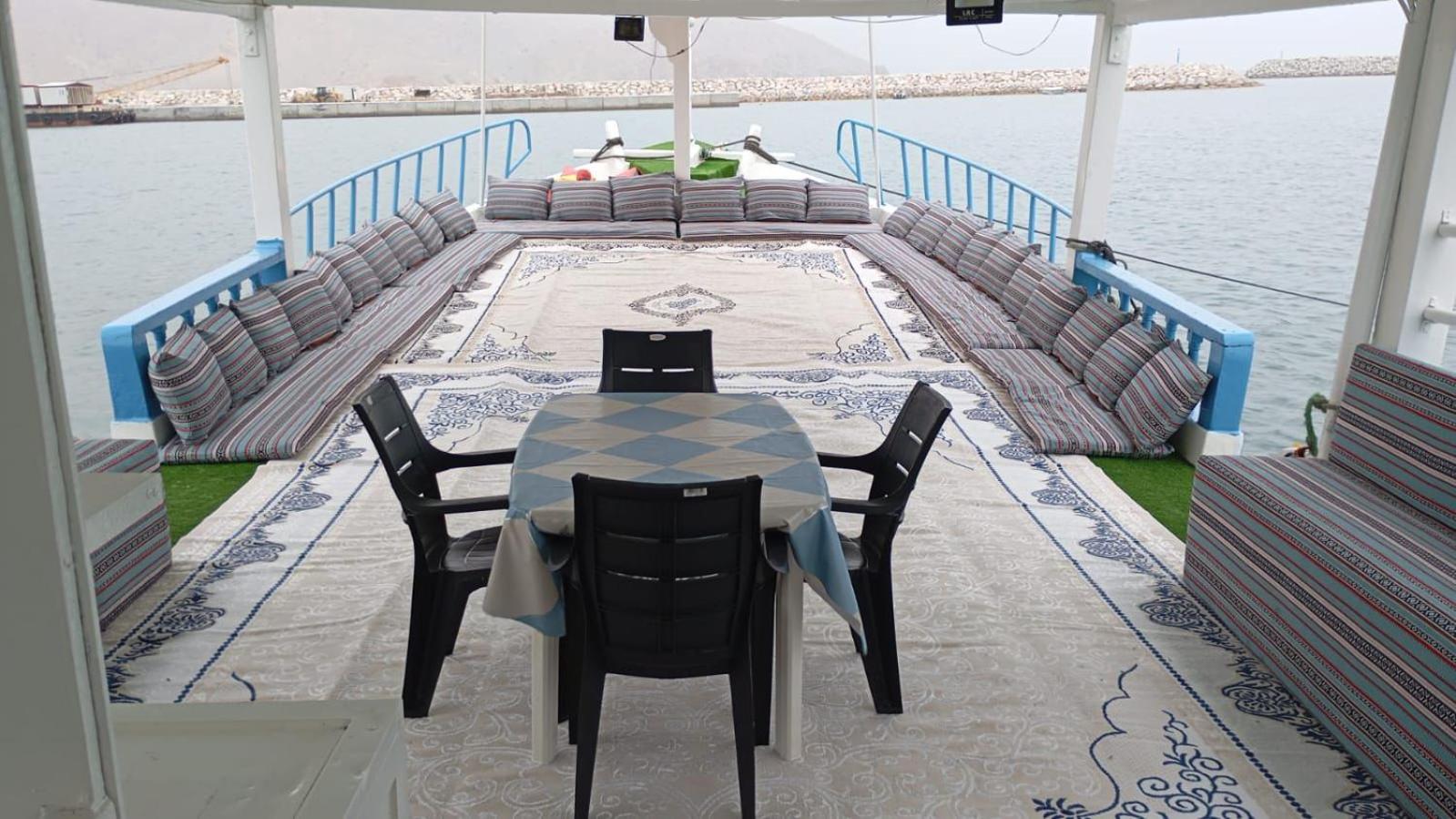 Zdjęcie 6: Camping, Hiking and Dhow Trip- Musandam Uncovered