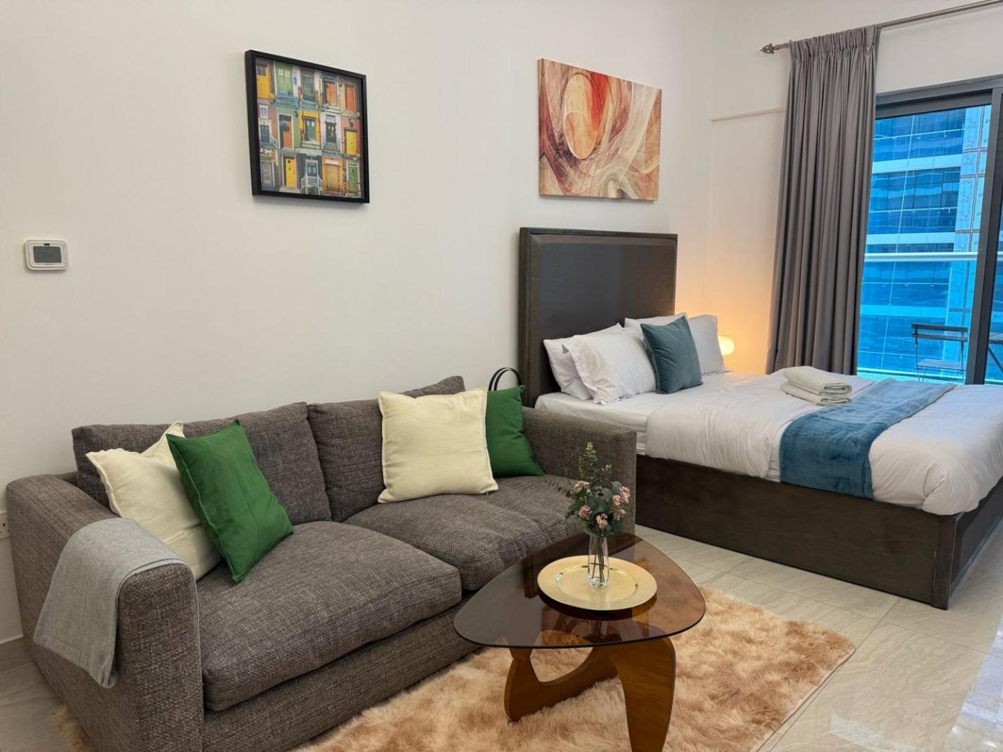 Chic Studio with Balcony a mins drive to Downtown photo 7