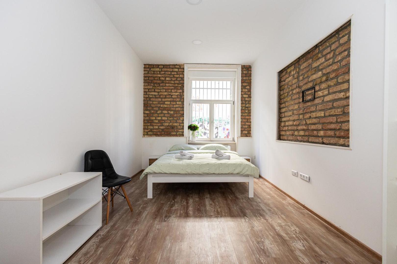 Spacious & Minimalistic Apartment in Downtown photo 8