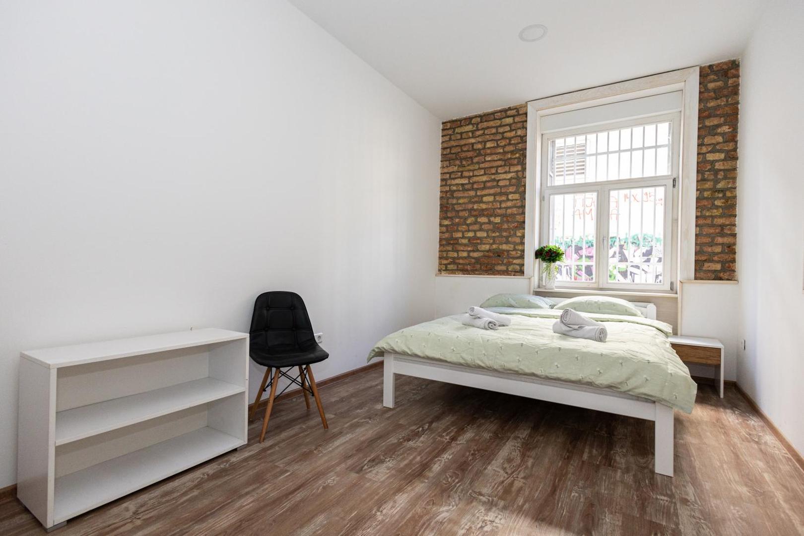 Spacious & Minimalistic Apartment in Downtown photo 9