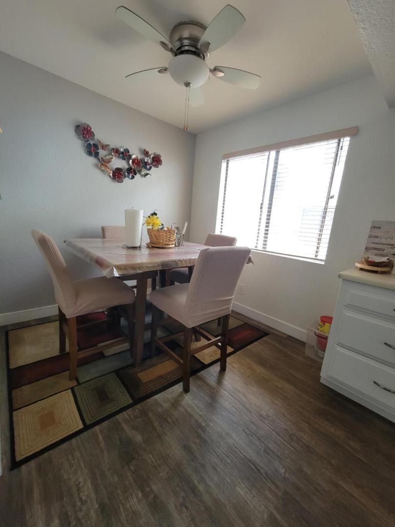 Kuva 4: Minsa - Peaceful Home near LAX DTLA & Free Parking