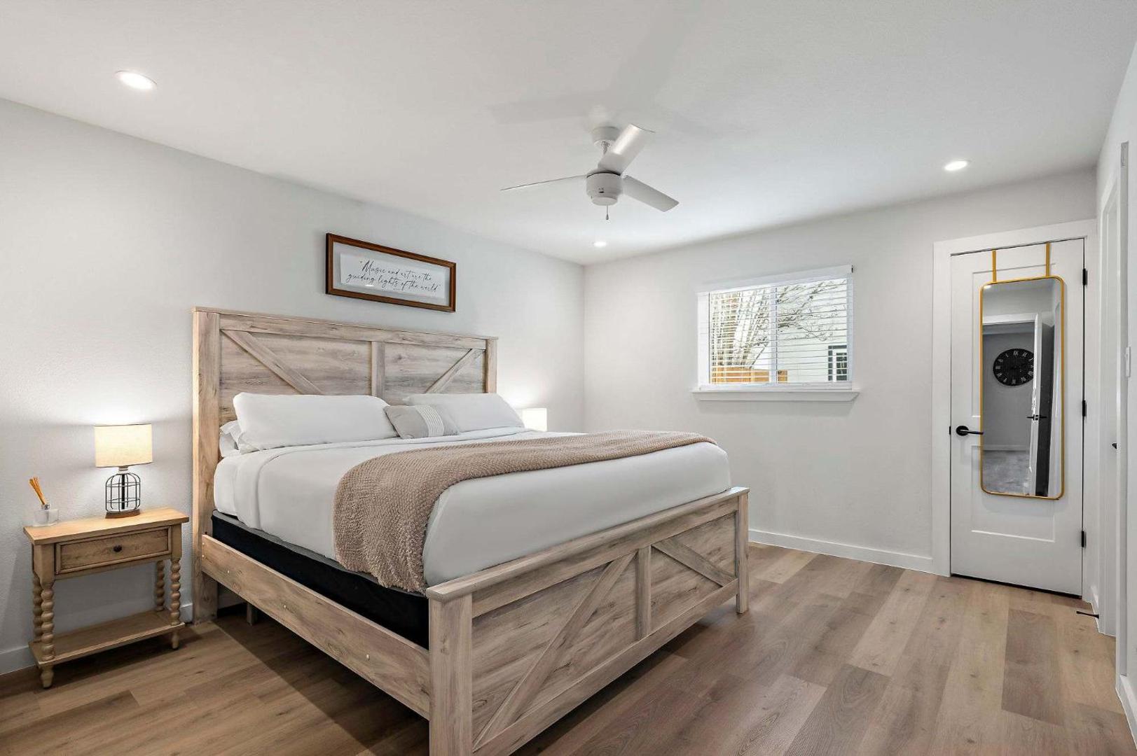 Fotografie 3: Chic & Stylish 1BR Retreat - Near Zilker Park