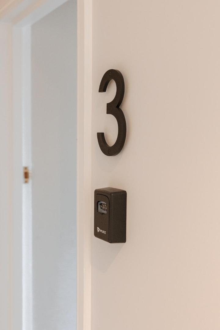 Fotografie 7: #3 - King Room at The Raven Aparthotel by PureStay