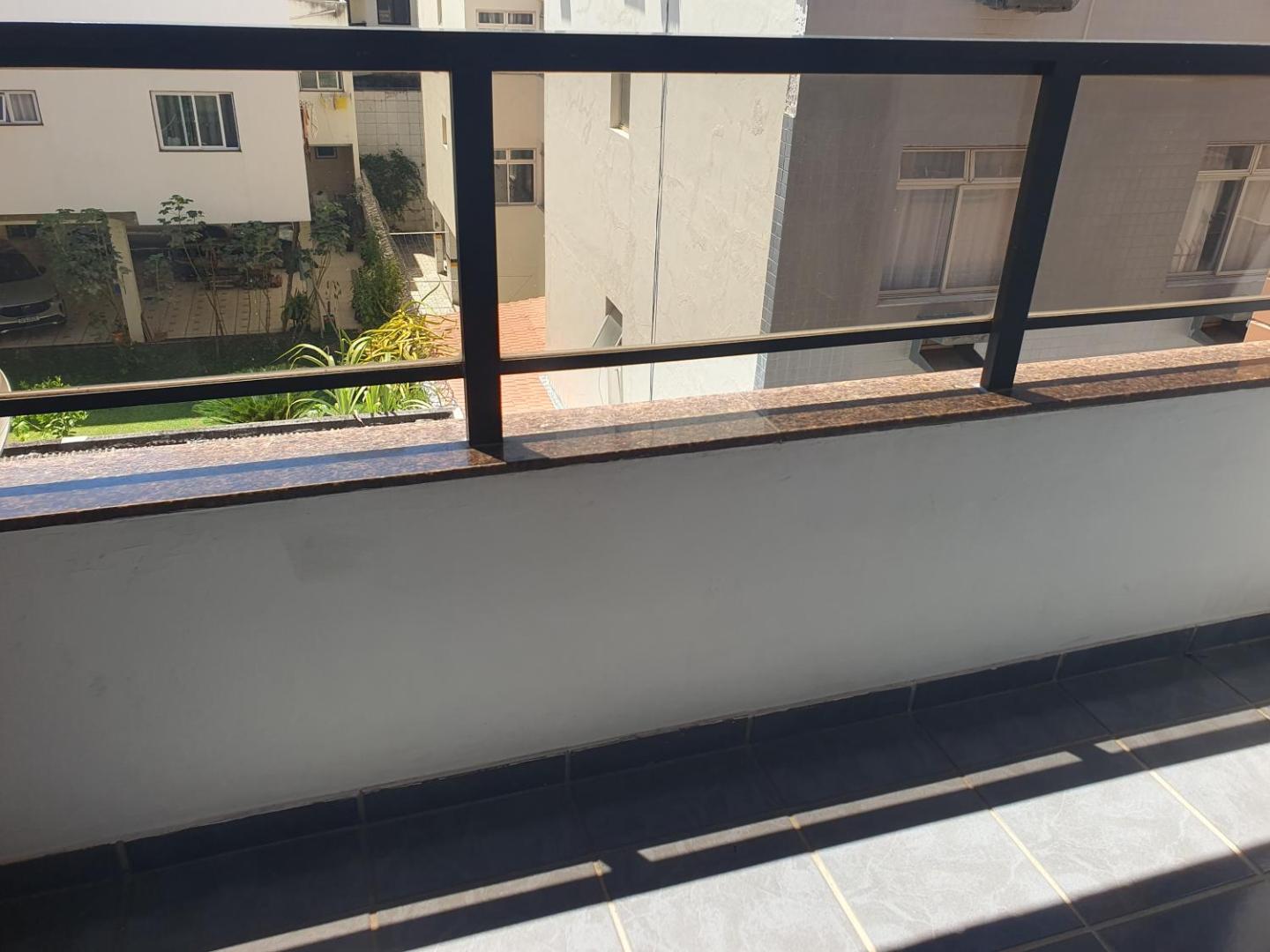 Apt Quarto, sala, varanda, Praia do morro à 150mtrsの写真9