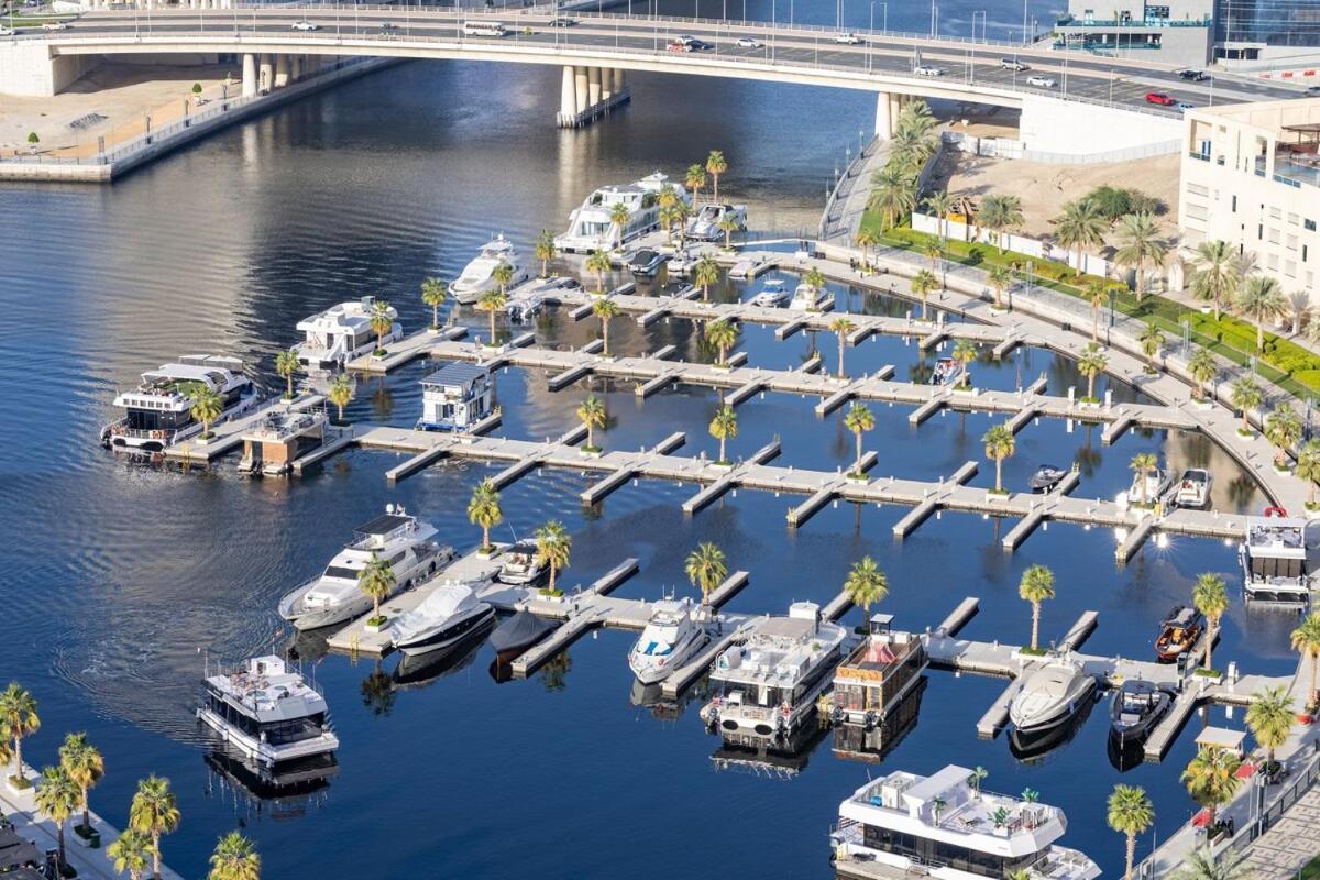 Φωτογραφία 7: Waves - Tranquil Waterfront Living 2B Retreat With Balcony