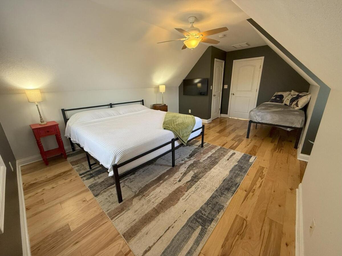 Zdjęcie 4: Spacious & Bright Lake Cabin, pet friendly, 8 beds
