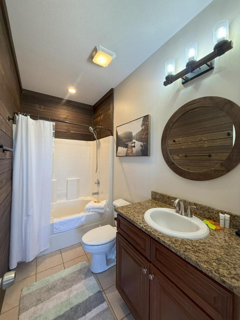 Zdjęcie 10: Spacious & Bright Lake Cabin, pet friendly, 8 beds