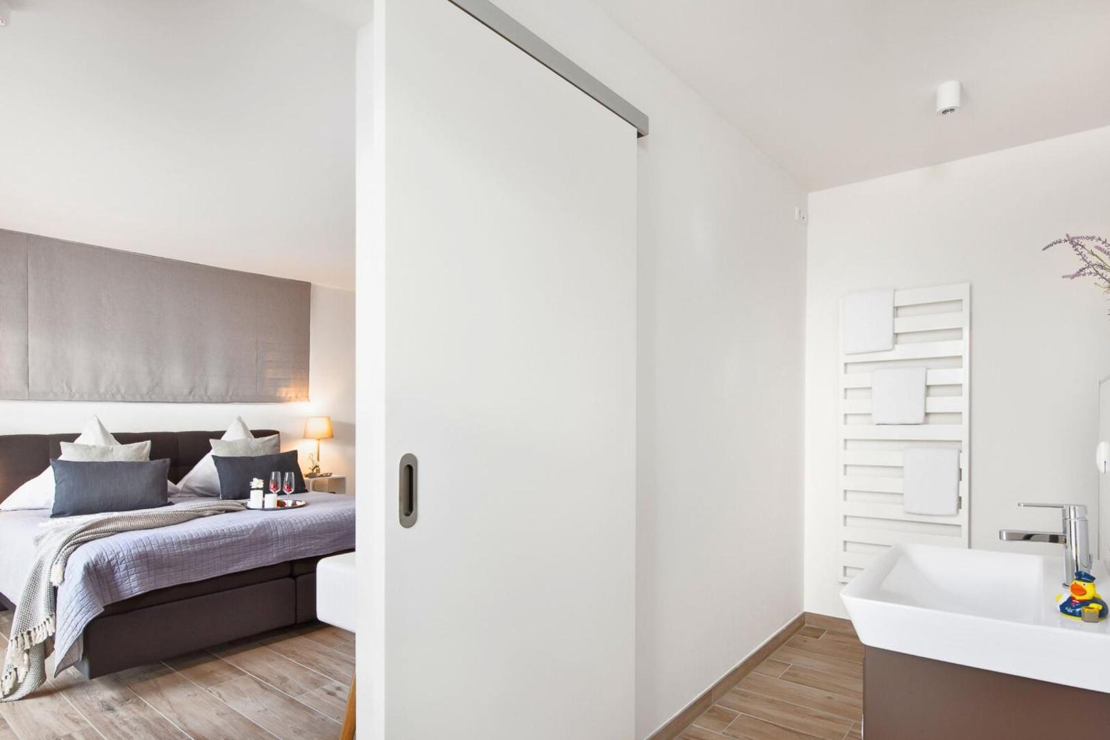 Billede 6: Shell 65 - On-Suite Apartment ohne Küche in Olpenitz
