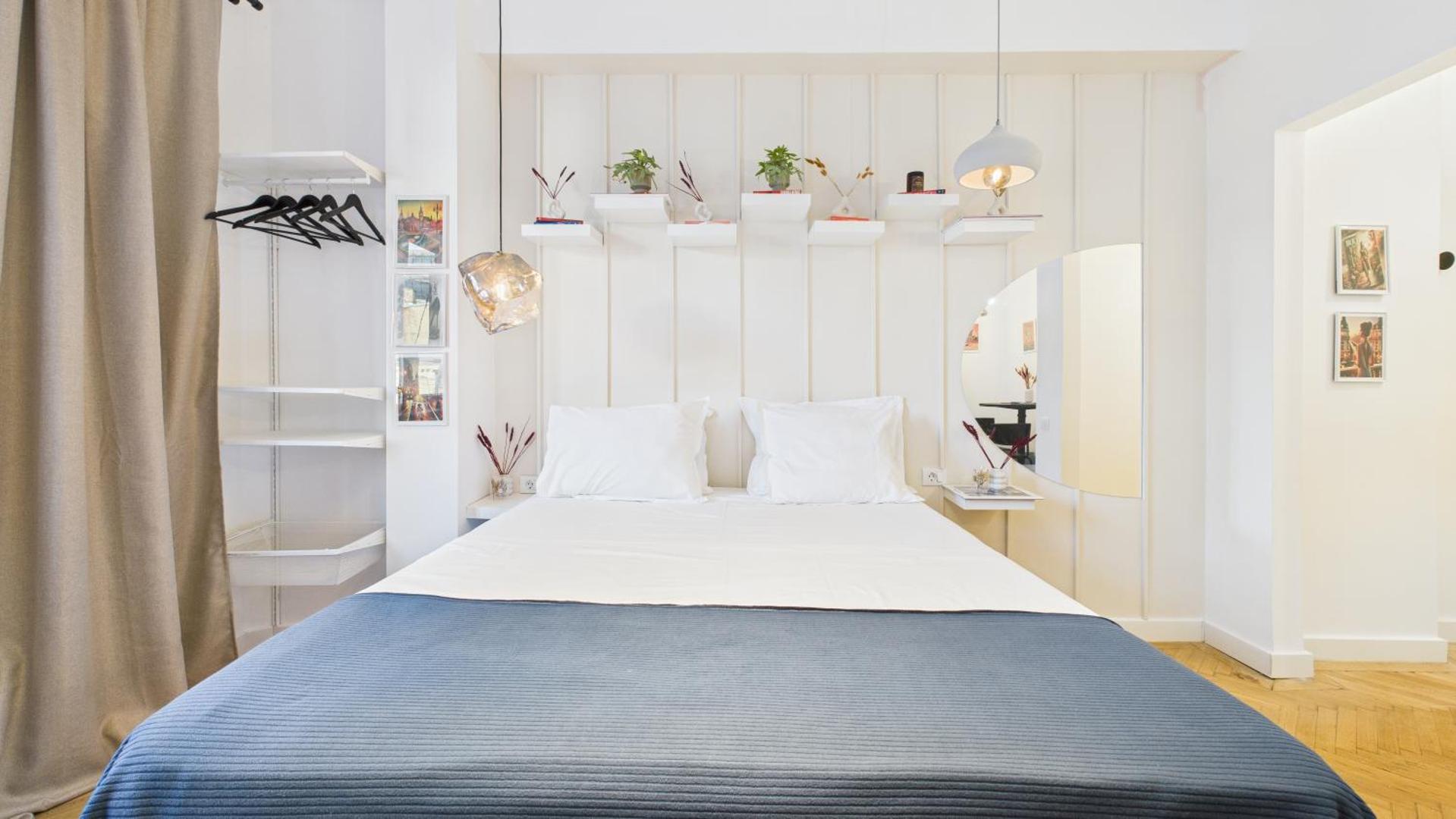 Bilde 3: Chic Studio in the Heart of City
