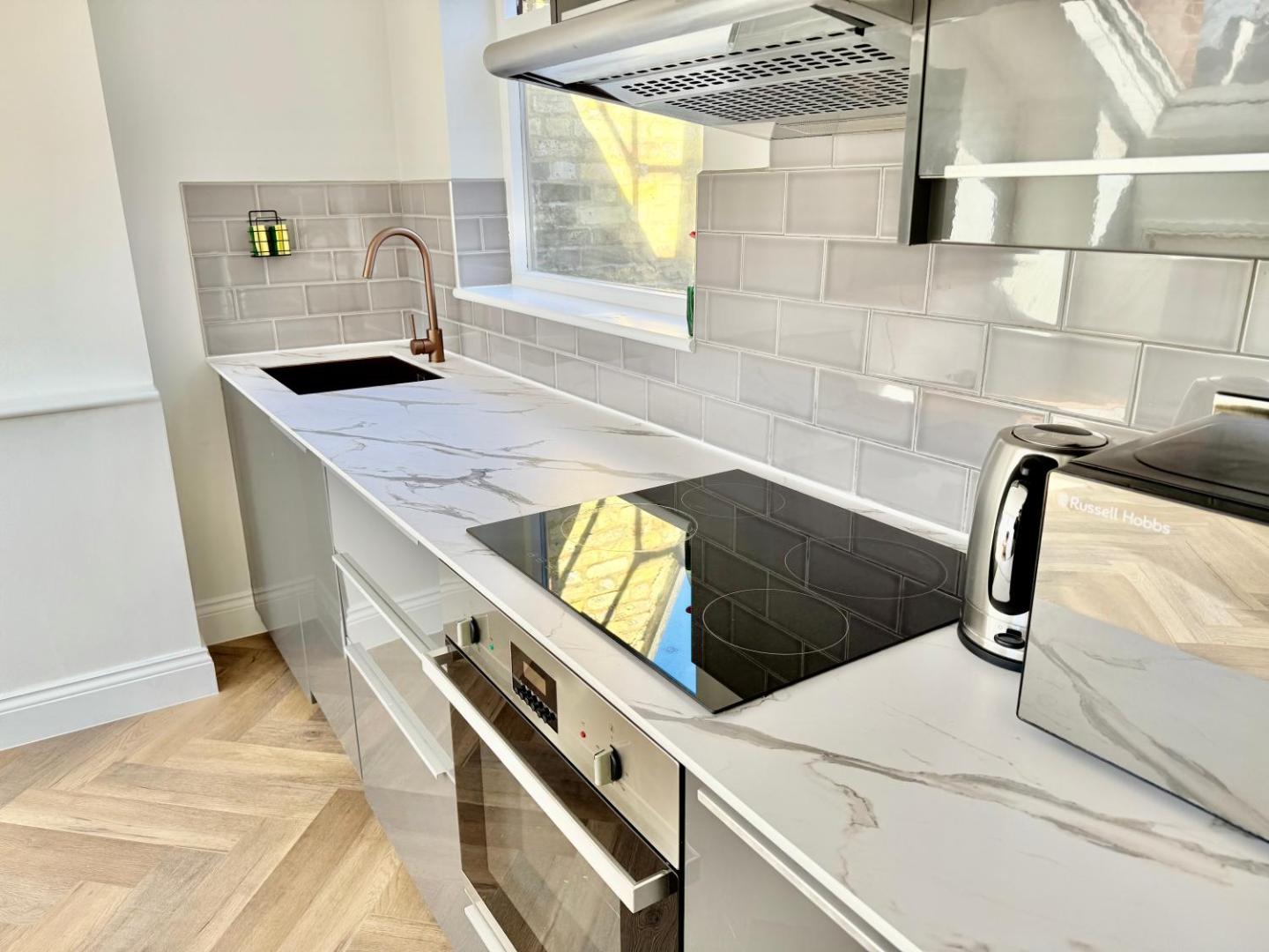 Billede 8: Central, Modern, Westfield, close to Tube station