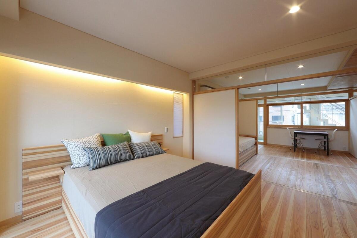 Fotografie 10: ひろびろ空間の3階建デザイナーズ住宅
