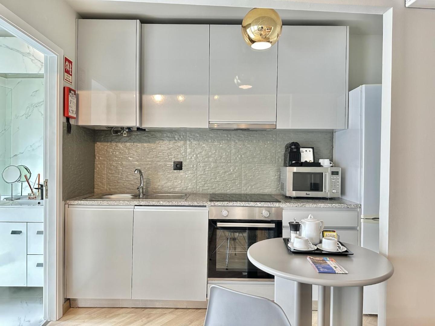 Photo 3 : Compact & Cozy Retreat in Porto s Heart