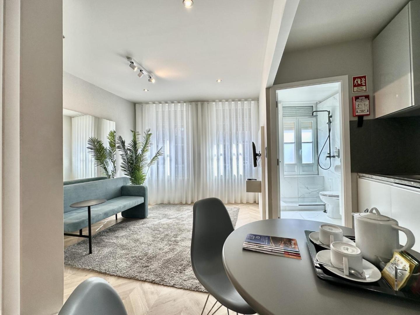 Photo 2 : Compact & Cozy Retreat in Porto s Heart