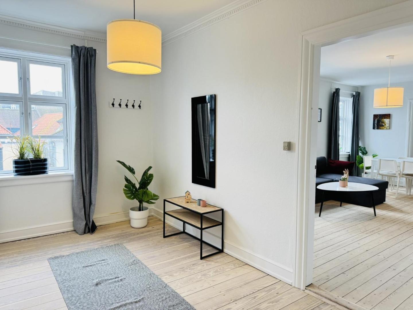 Photo 7 : aday - Pedestrian Beautiful 4 bedroom Apartment