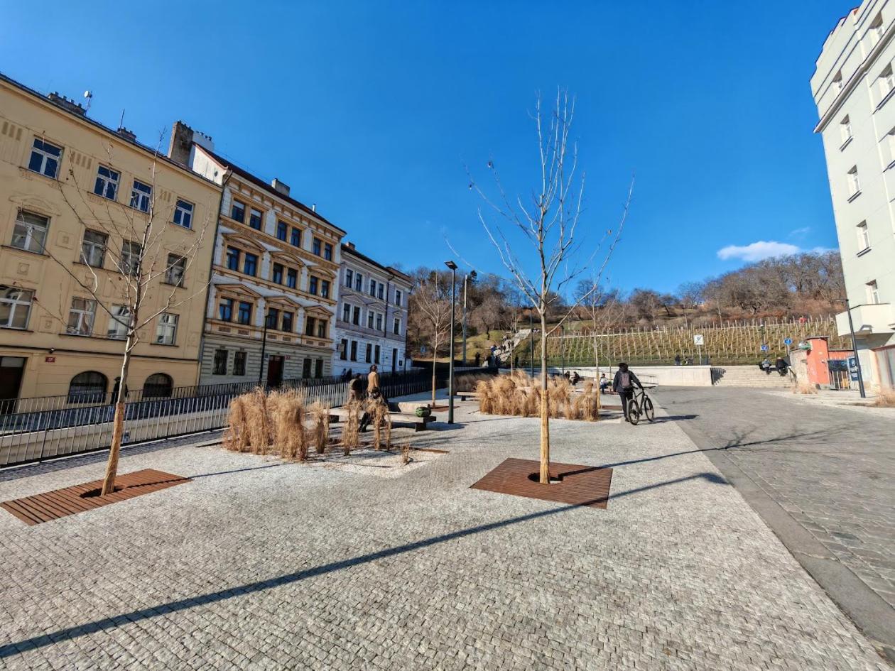 Фотография 8: Flat in Zizkov with free underground parking -501-