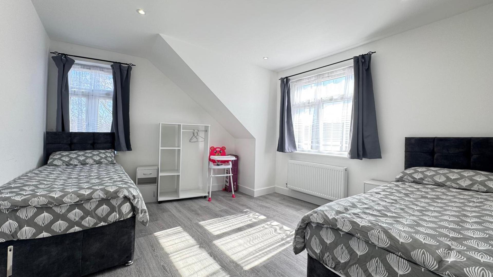 Photo 6 : Flat 3 - 24 Cliff Road