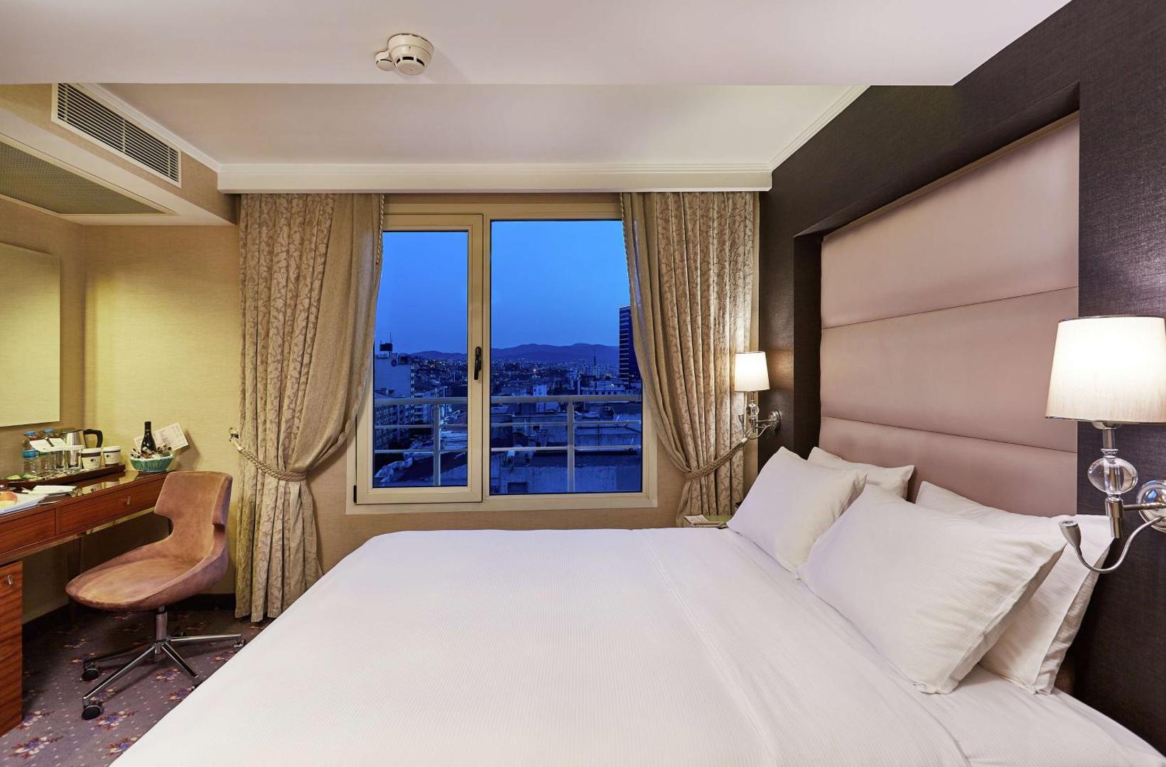 Bild 4: DoubleTree by Hilton Izmir - Alsancak