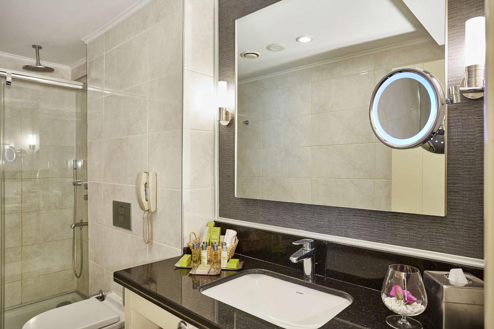 Bild 9: DoubleTree by Hilton Izmir - Alsancak