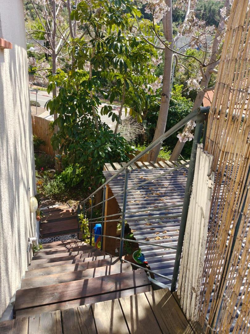 Foto 6: צימס - דירת אירוח בגליל עם מרפסת