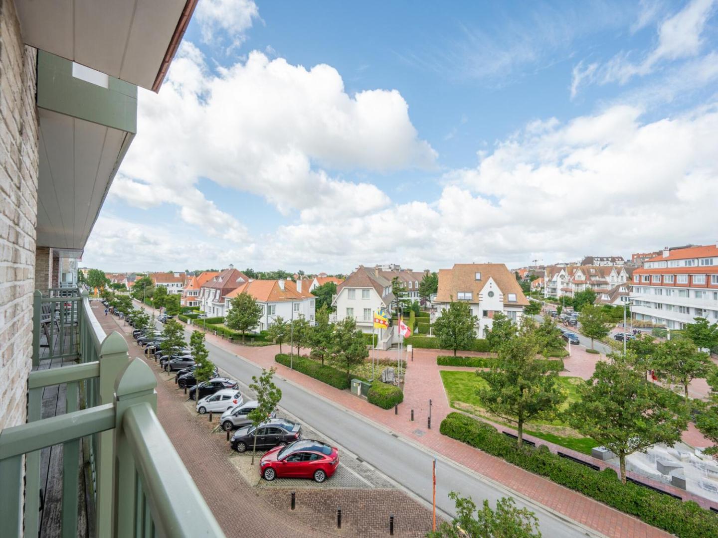 Фотография 5: Duplex in Knokke-Heist near Albertstrand Beach