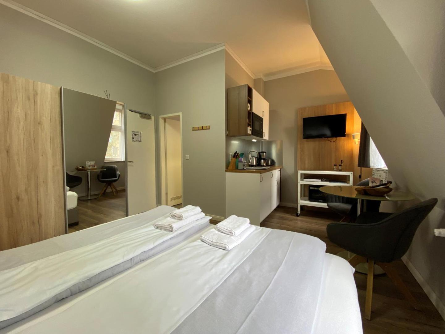 Zdjęcie 6: Amaroo - Rooms & Apartments Charlotte