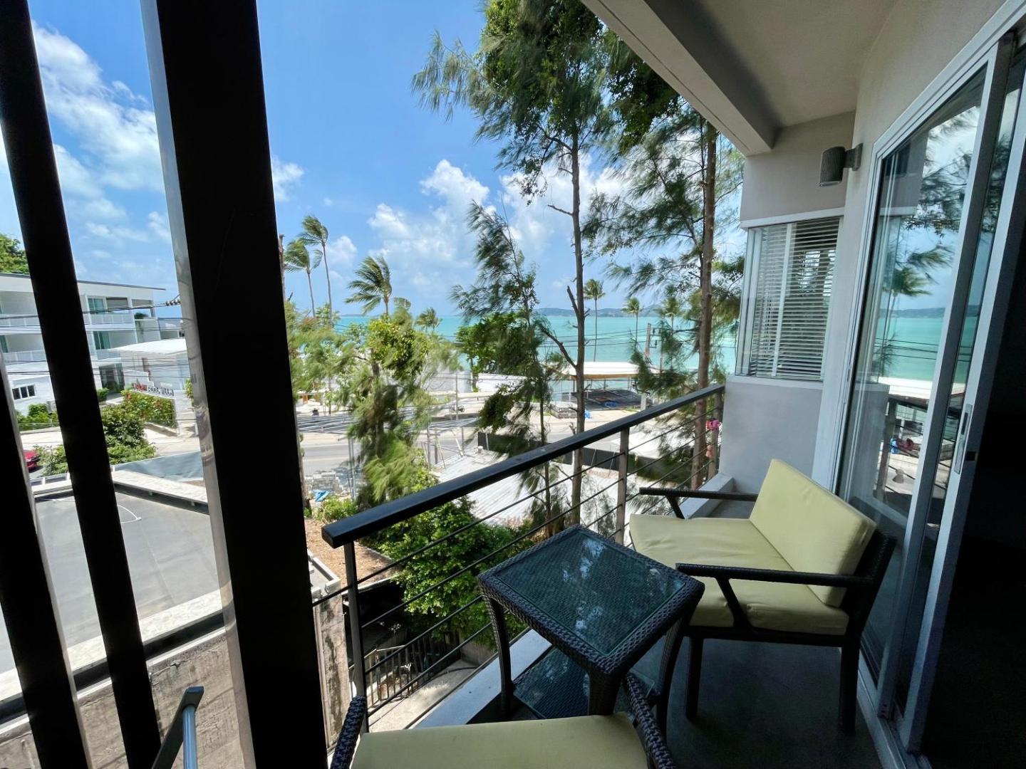 Extra large, modern apartment with sea view photo 9
