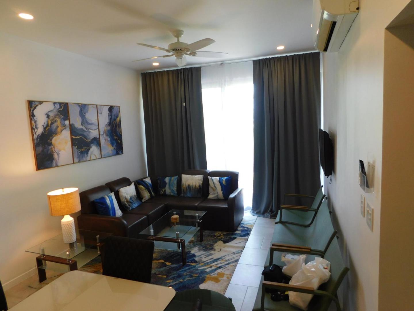 Photo 10 : Sunset 205, sleeps six, next door to the pool, 100m to the beach!
