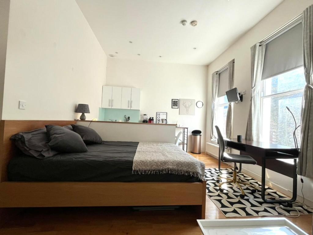Фотография 2: Studio Flat in Centre of London
