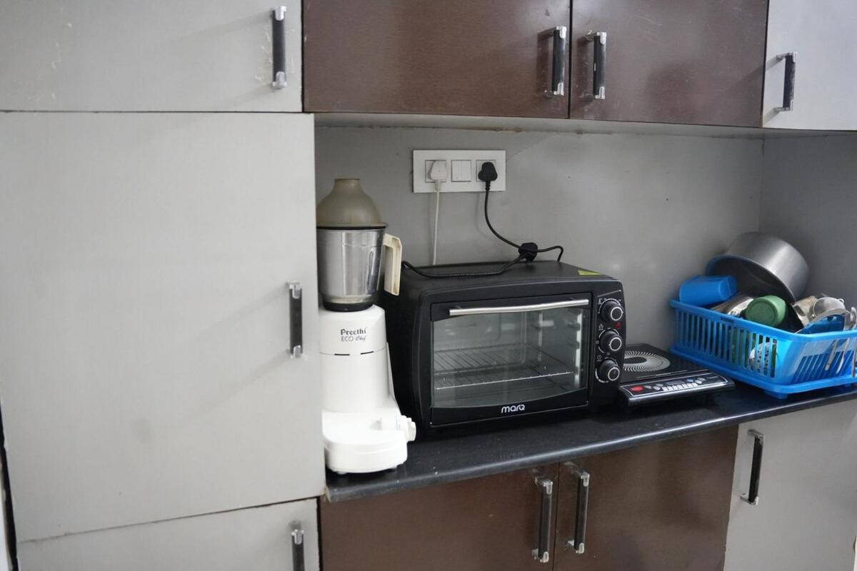 Фотография 2: Flat in Gachibowli, Entire Floor-Your instant home