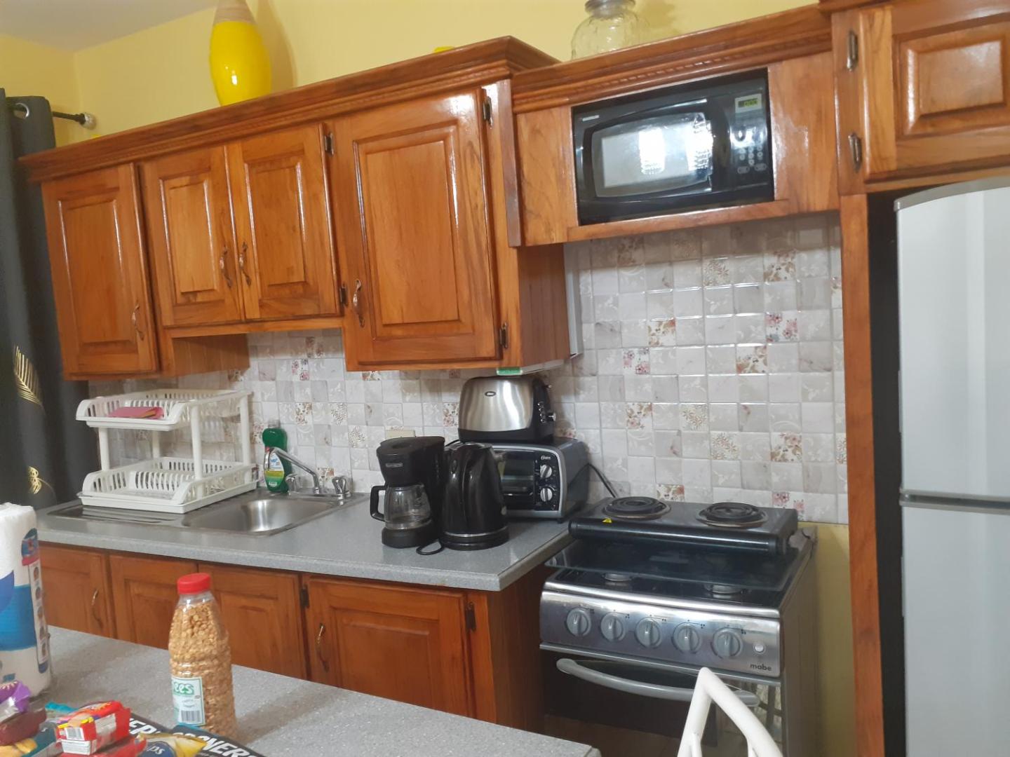 Essentials Suite & Car Rental photo 9