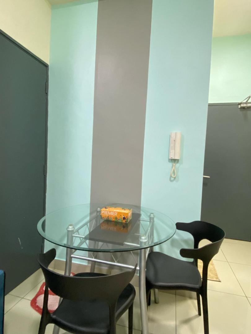 Foto 8: Studio with King Bed by Zana Homestay Mesahill
