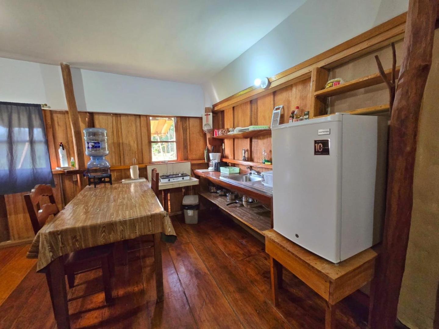 Foto 5: Rustic Cabin at Freshwater Creek Cabanas