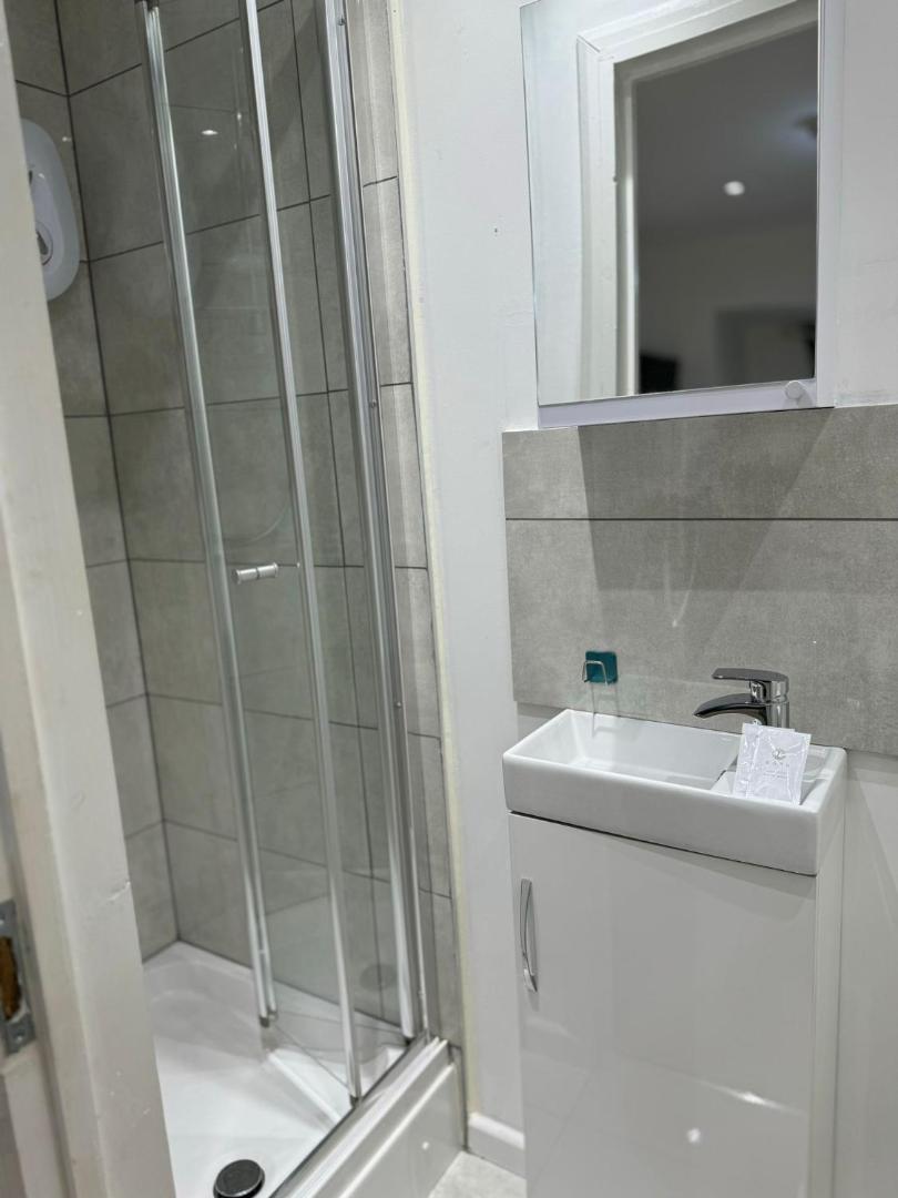 Foto 4: Light & Lamp, En-Suite Studio, in Woolwich