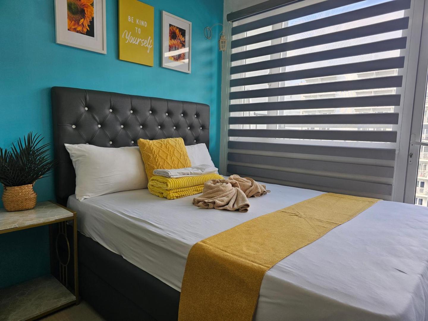 Foto 2: CondoDeal at Shell Residences Mall of Asia