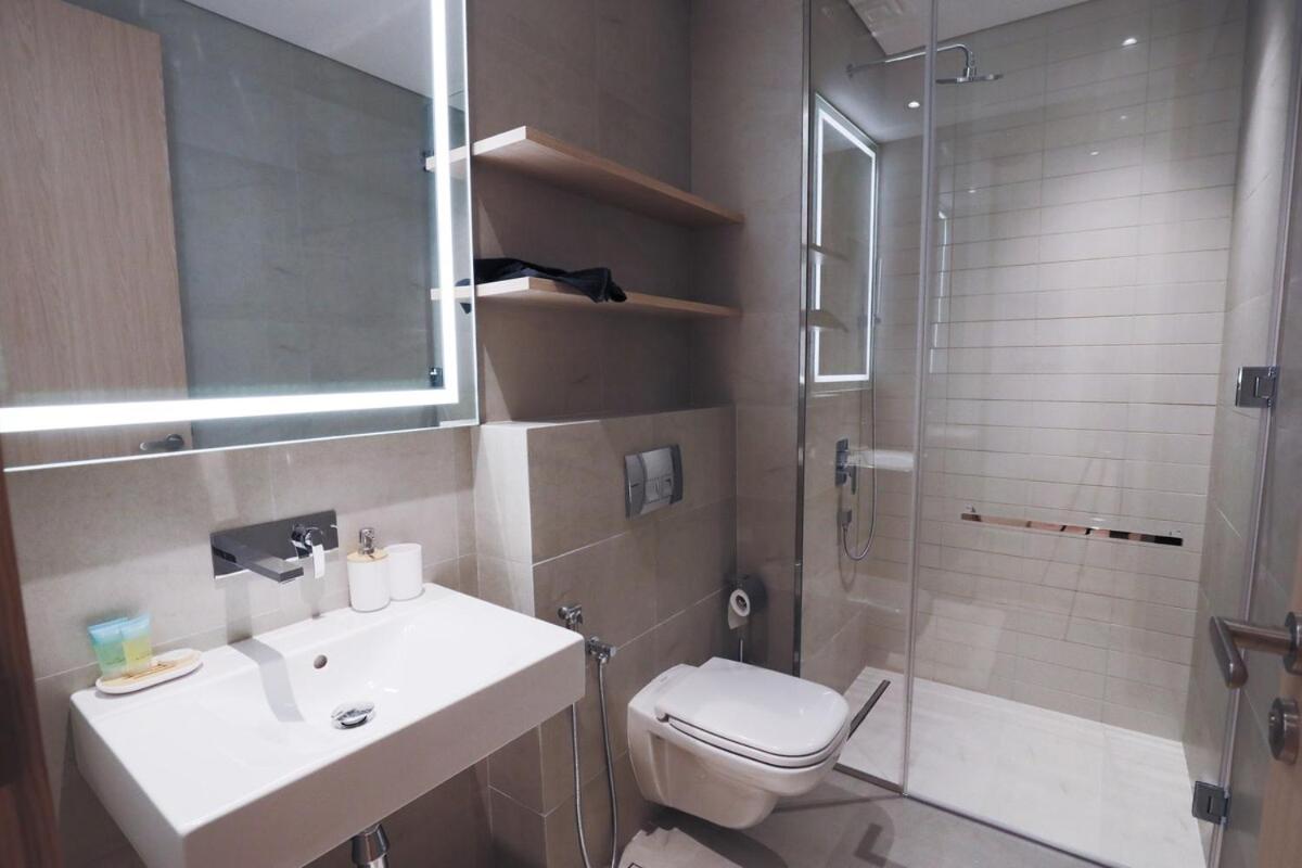Billede 2: Chic 2BR in Oakley Square Residence, JVC