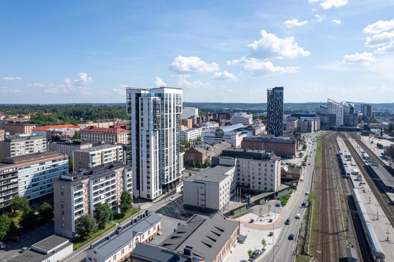 Foto 8: Station - Modern 1BR with Sauna next to Railway Station
