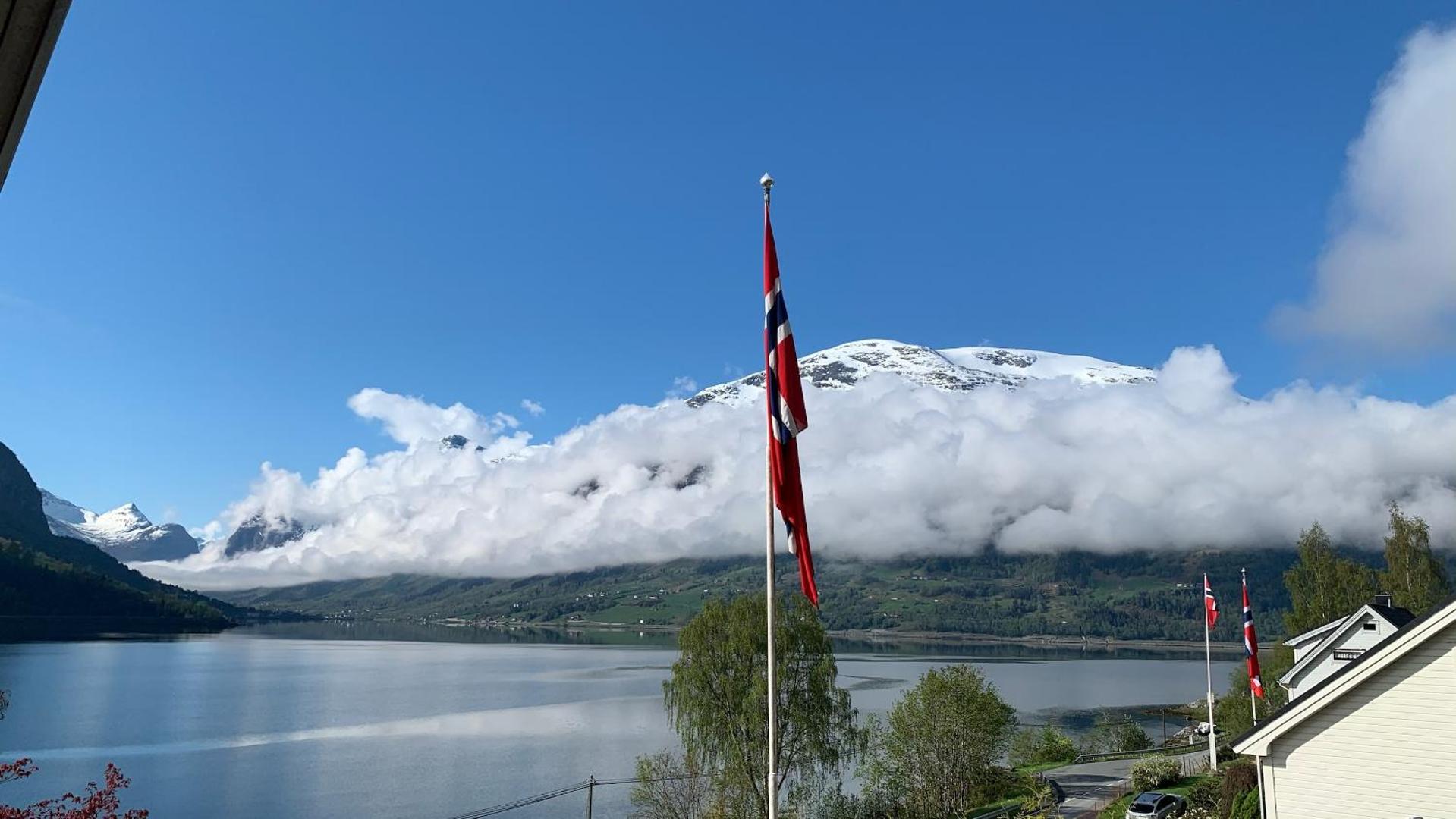 Billede 2: Panorama #CasaSolvik #Loen