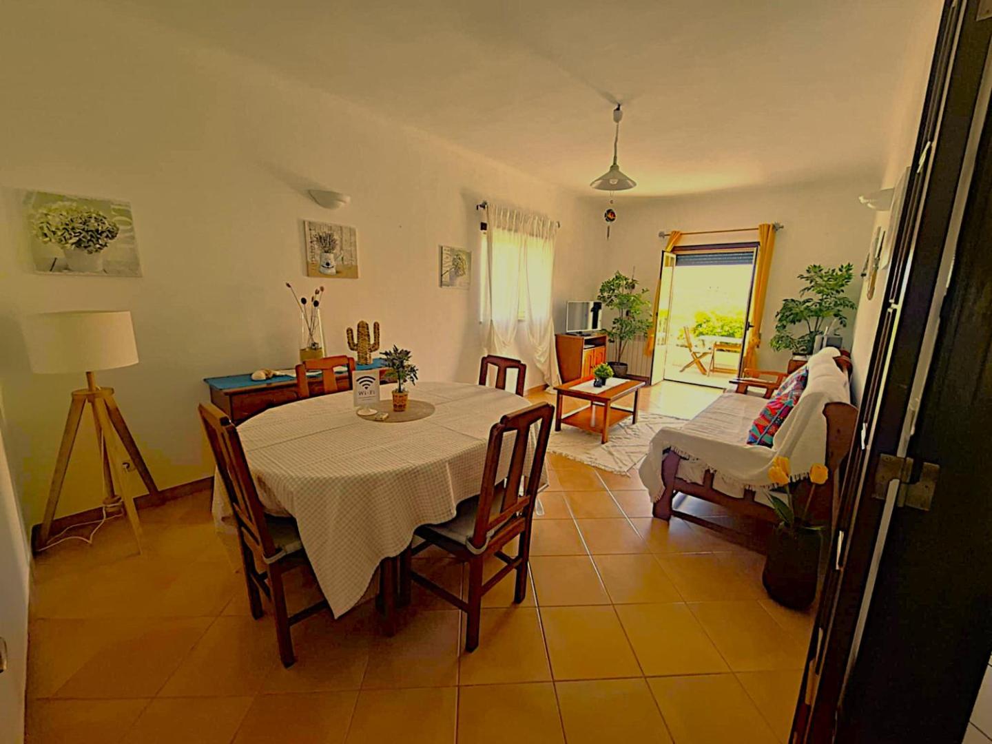 Φωτογραφία 8: Sun & Surf Flat Arrifana Beach