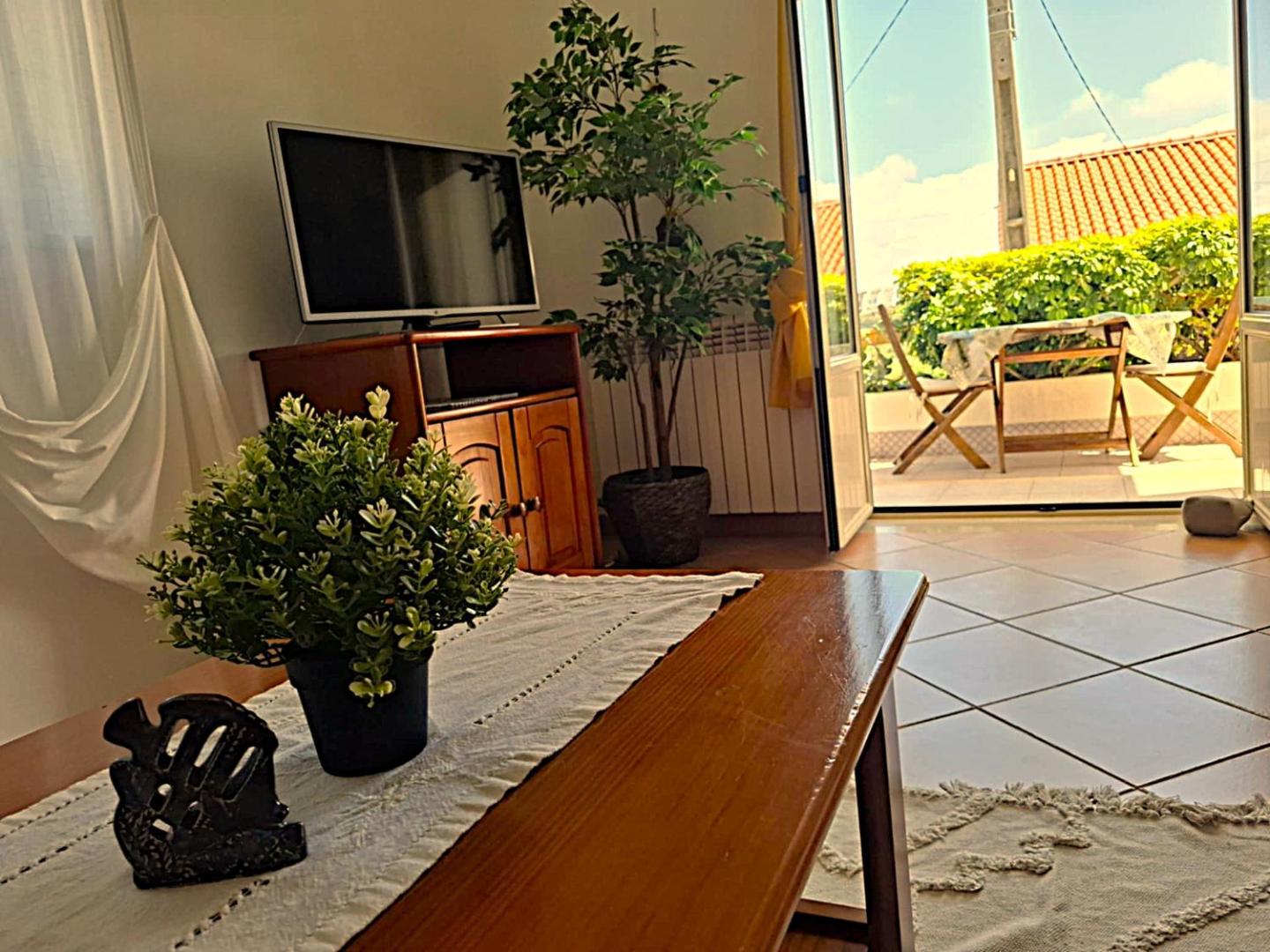 Φωτογραφία 2: Sun & Surf Flat Arrifana Beach