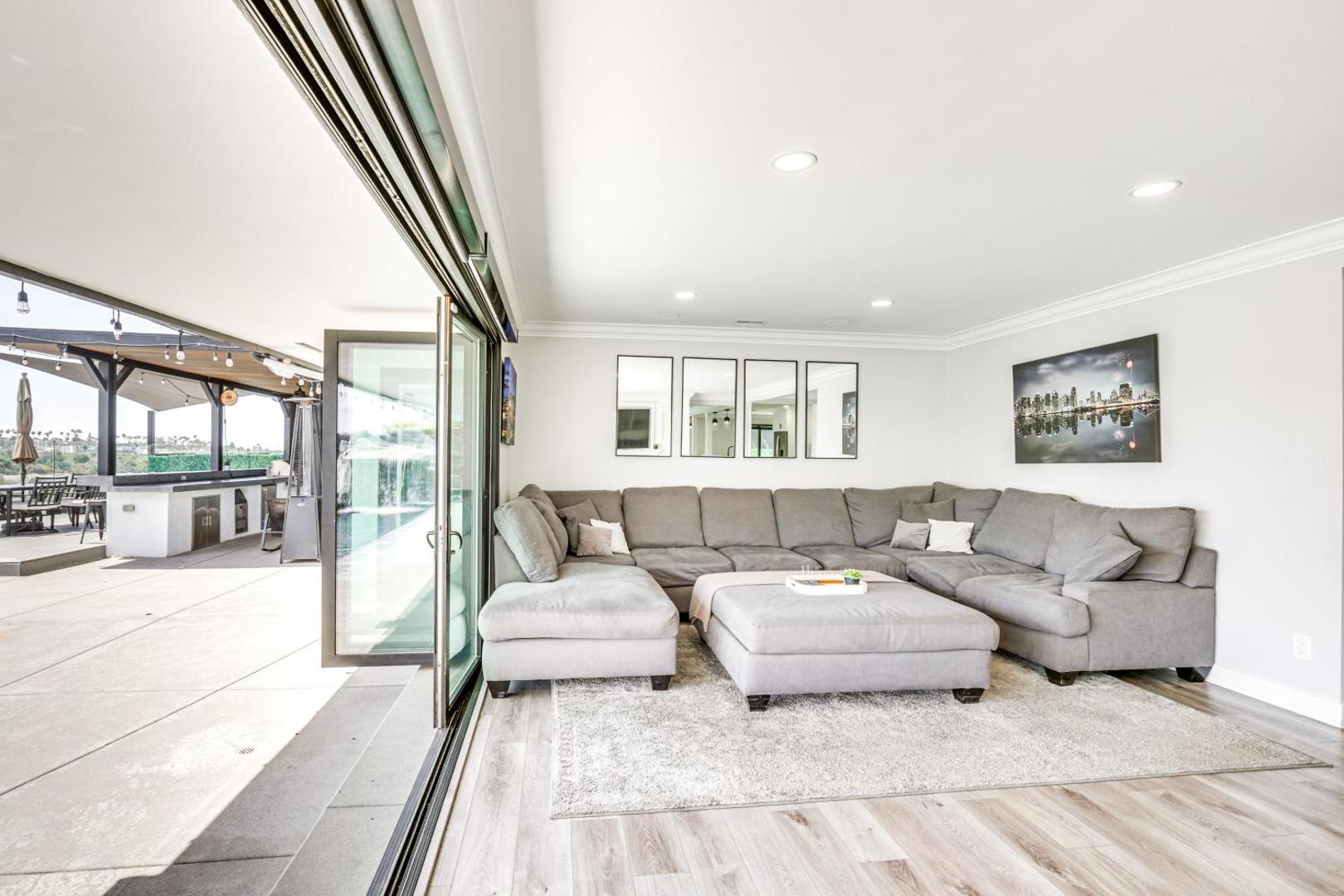 Bild 4: Pool, Spa and City Views Luxe Home in San Diego!